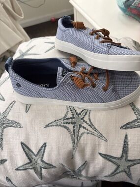 Sperry shoes NEW